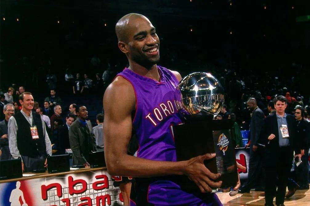 包含窗口期多伦多猛龙调整名单以备NBA季后赛，调整名单环节打磨，引发热议，细节决定成败的词条